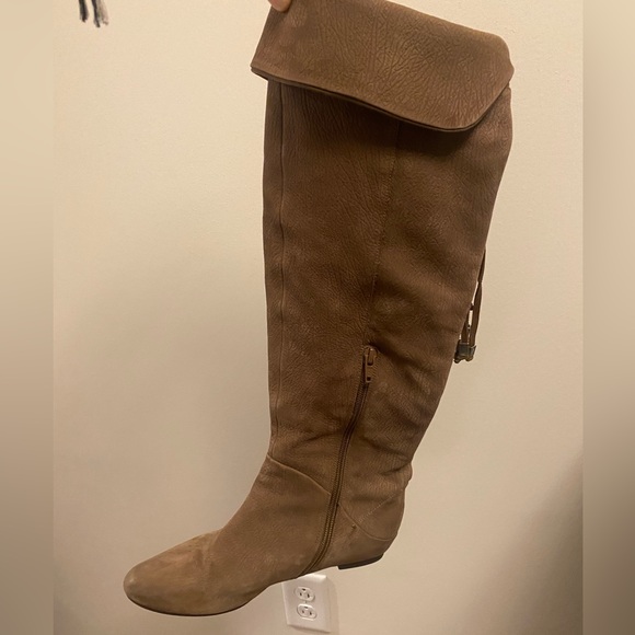 Adolfo Domínguez Leather Boots - Picture 4 of 10